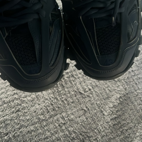 Blue Pearl Balenciaga tracks new - Picture 4 of 5